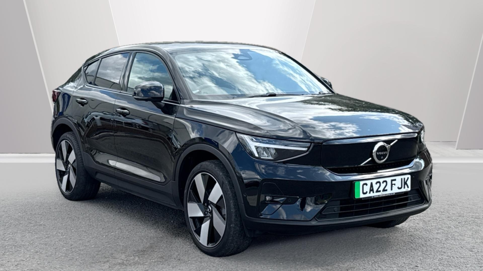 Main listing image - Volvo C40