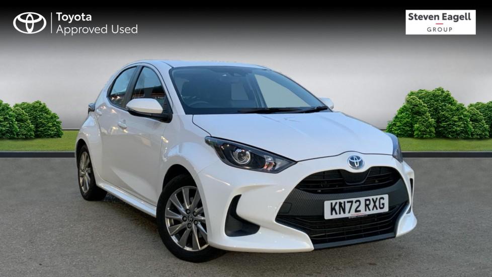 Main listing image - Toyota Yaris