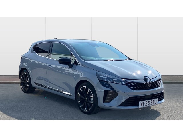 Main listing image - Renault Clio