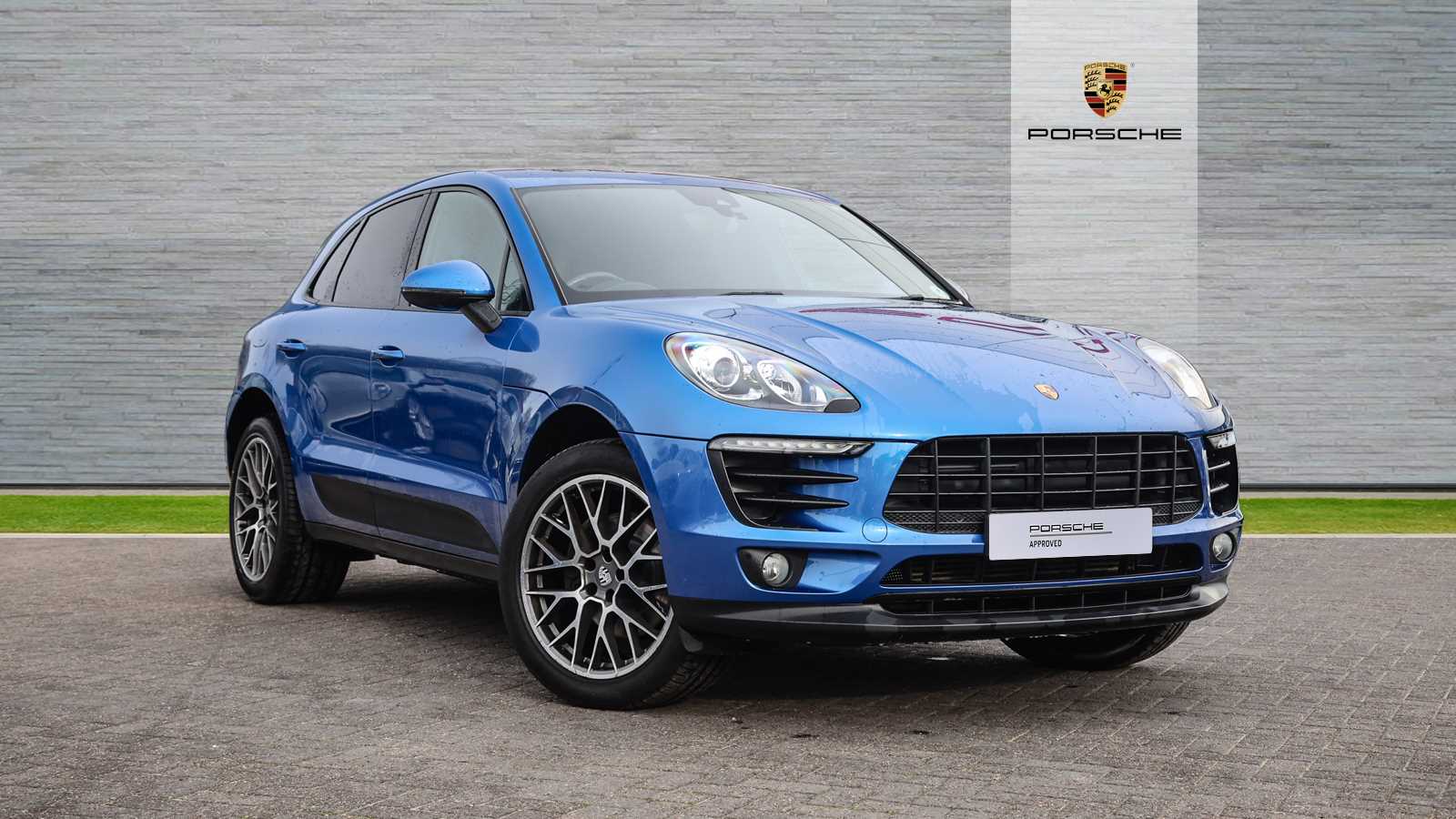 Main listing image - Porsche Macan