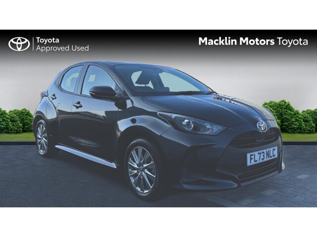 Main listing image - Toyota Yaris