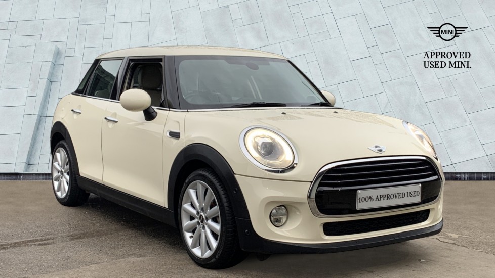 Main listing image - MINI Hatchback