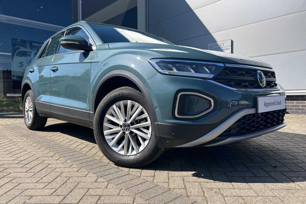 Main listing image - Volkswagen T-Roc