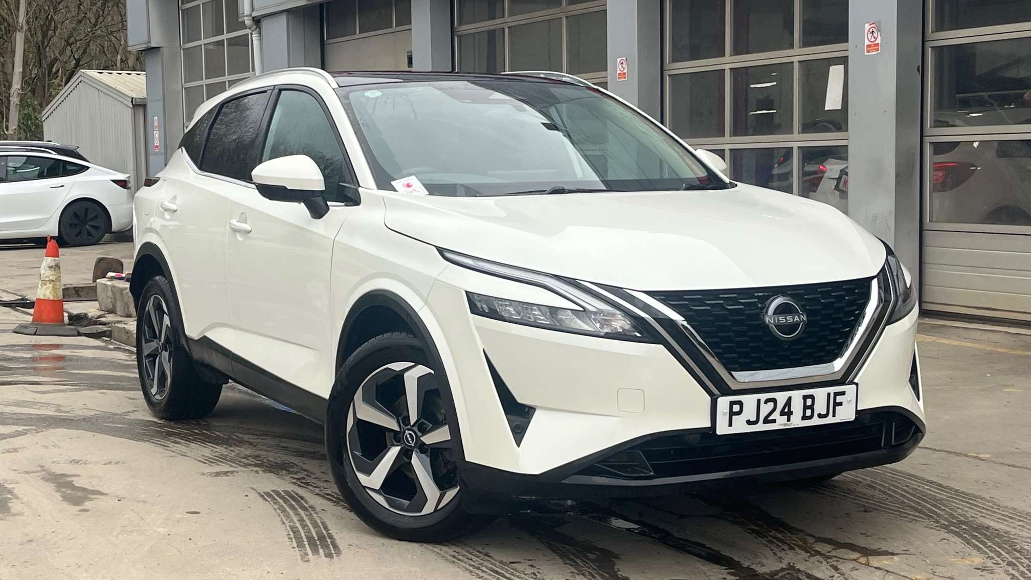 Main listing image - Nissan Qashqai