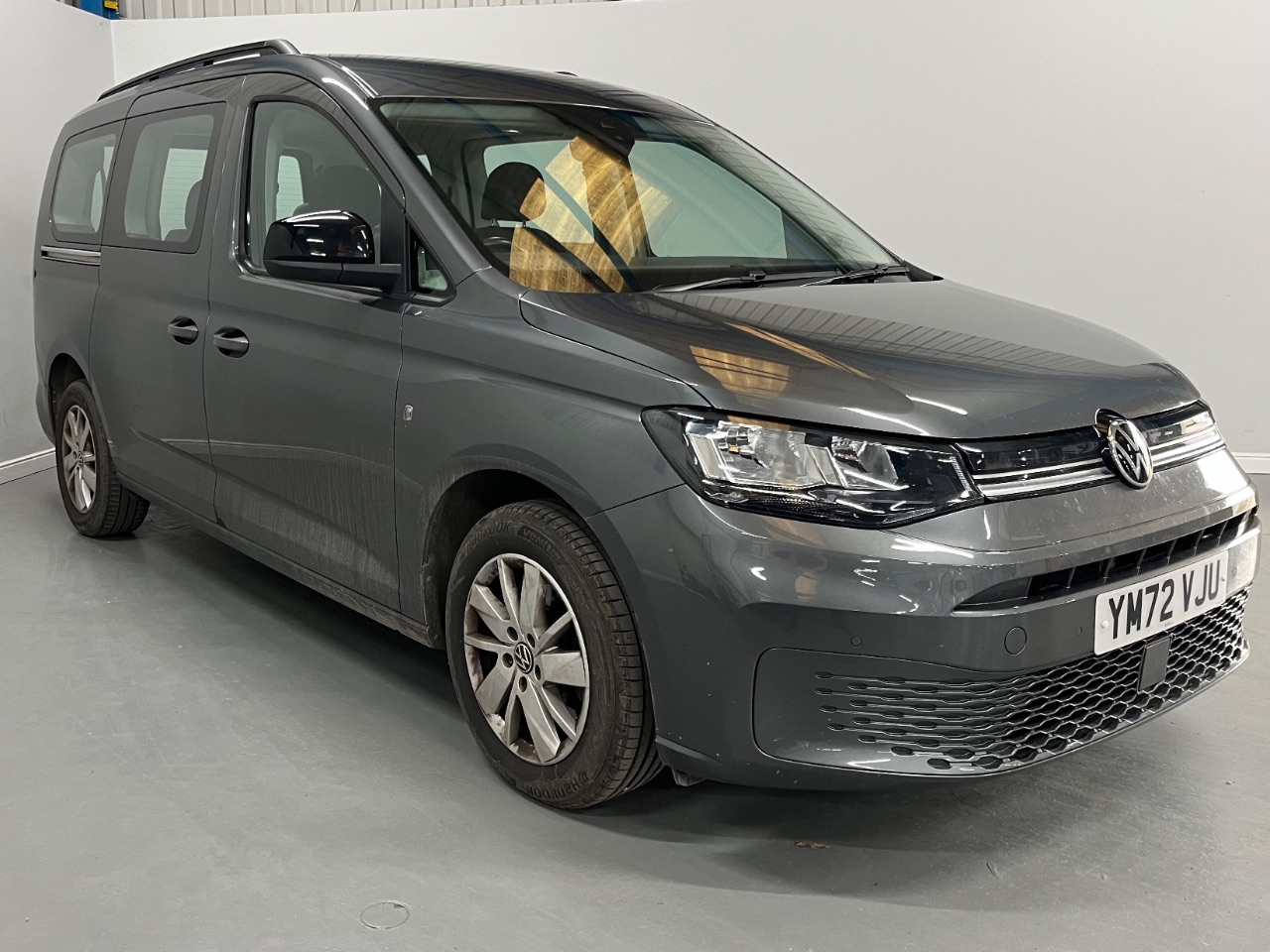 Main listing image - Volkswagen Caddy Maxi Life