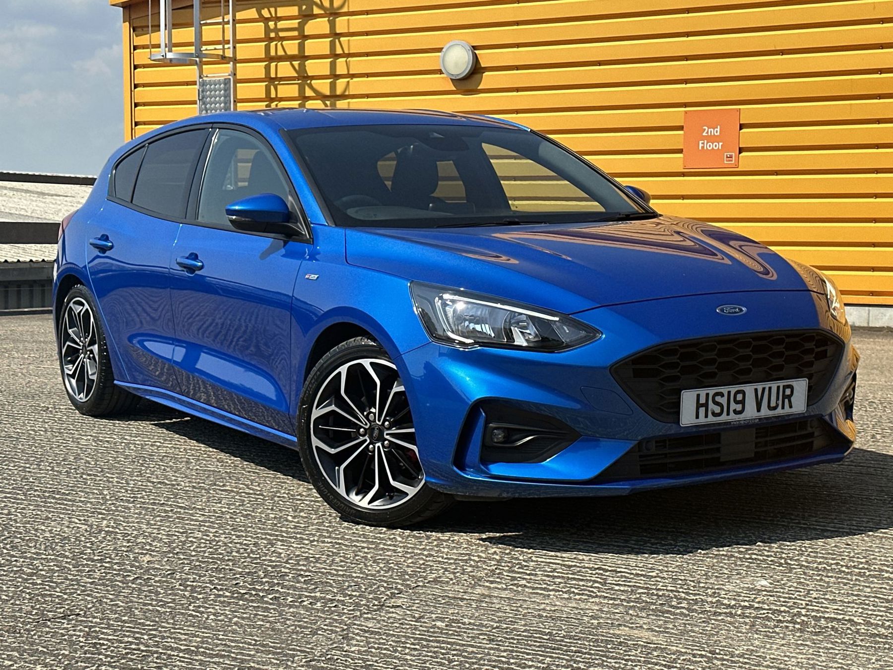 Main listing image - Ford Focus