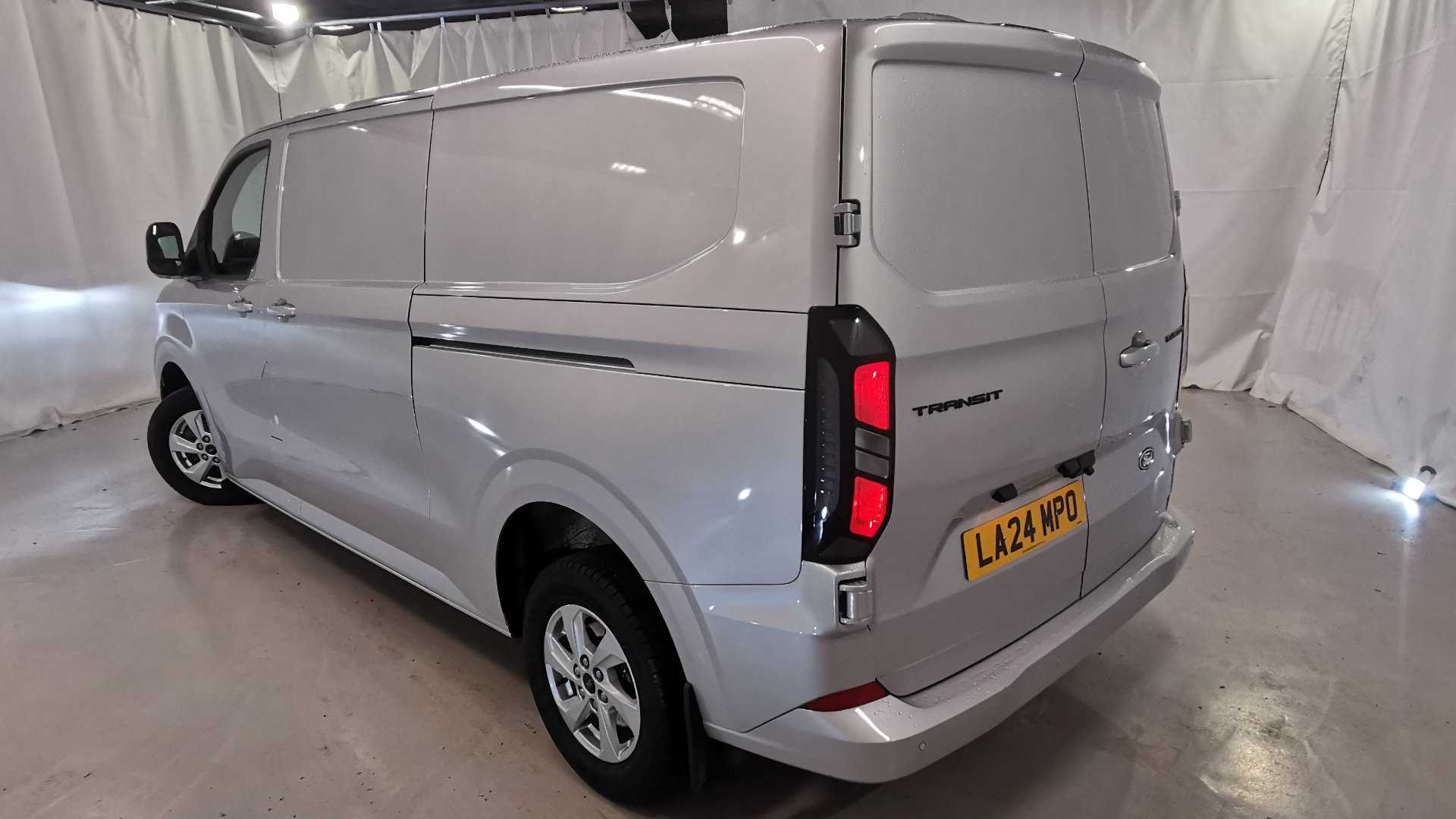 Main listing image - Ford Transit Custom