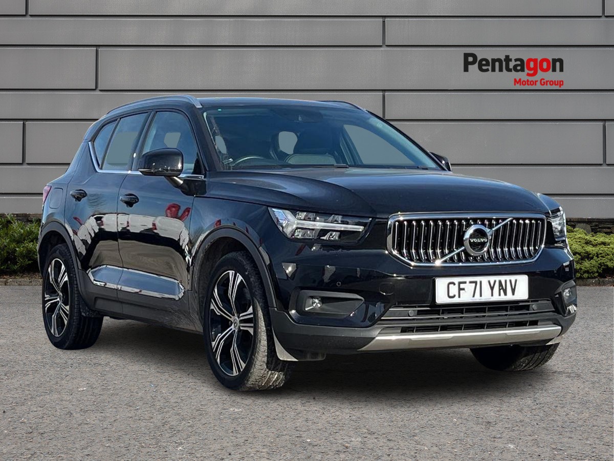 Main listing image - Volvo XC40 Recharge