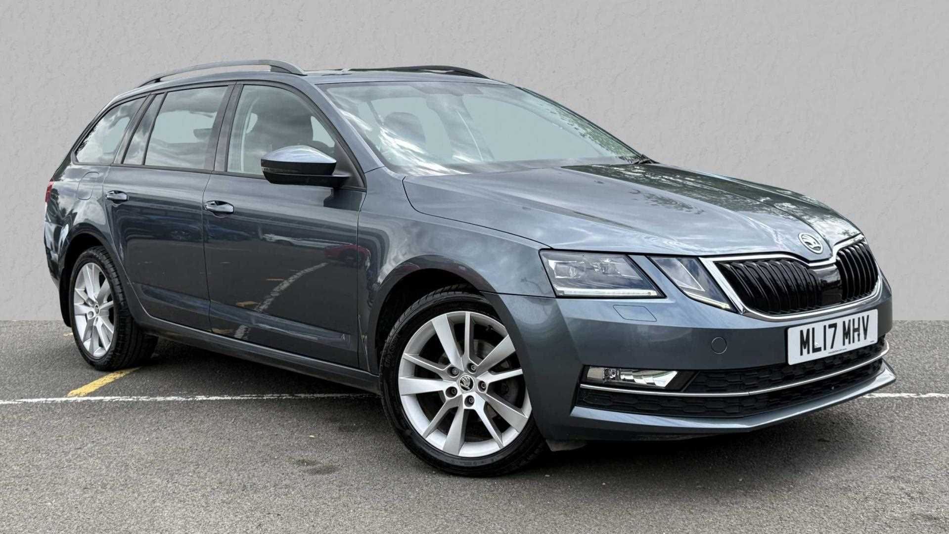 Main listing image - Skoda Octavia Estate