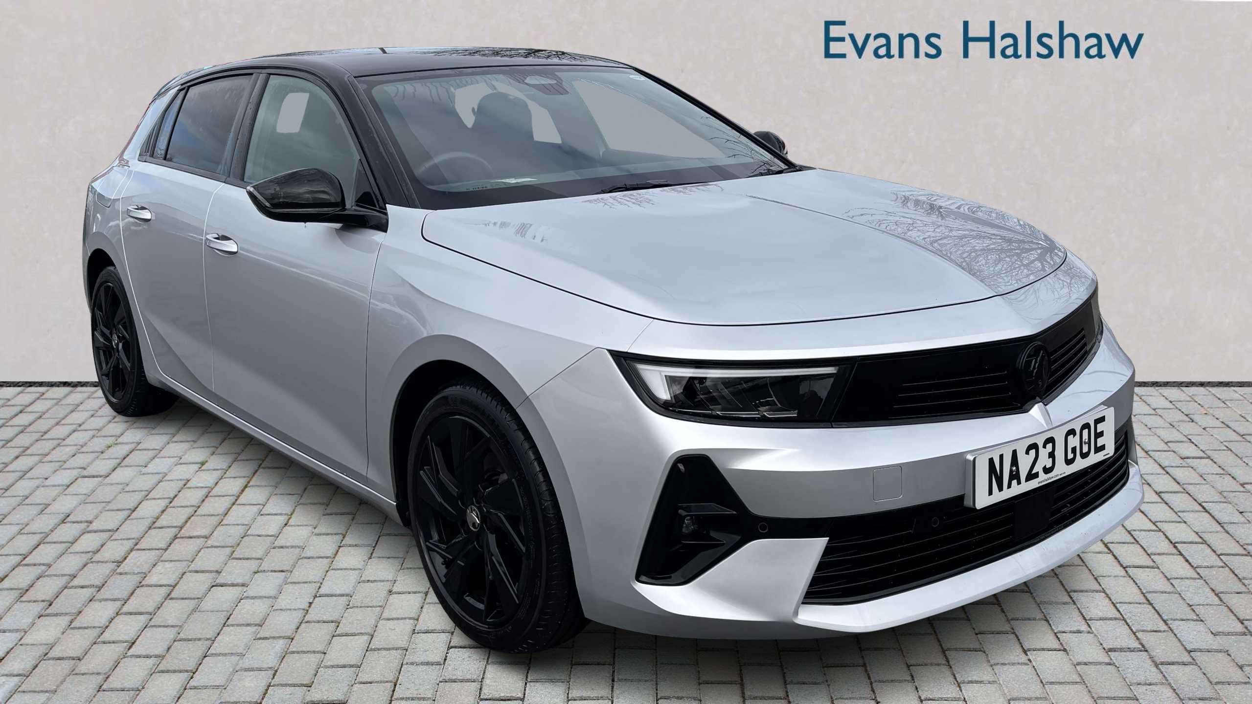 Main listing image - Vauxhall Astra