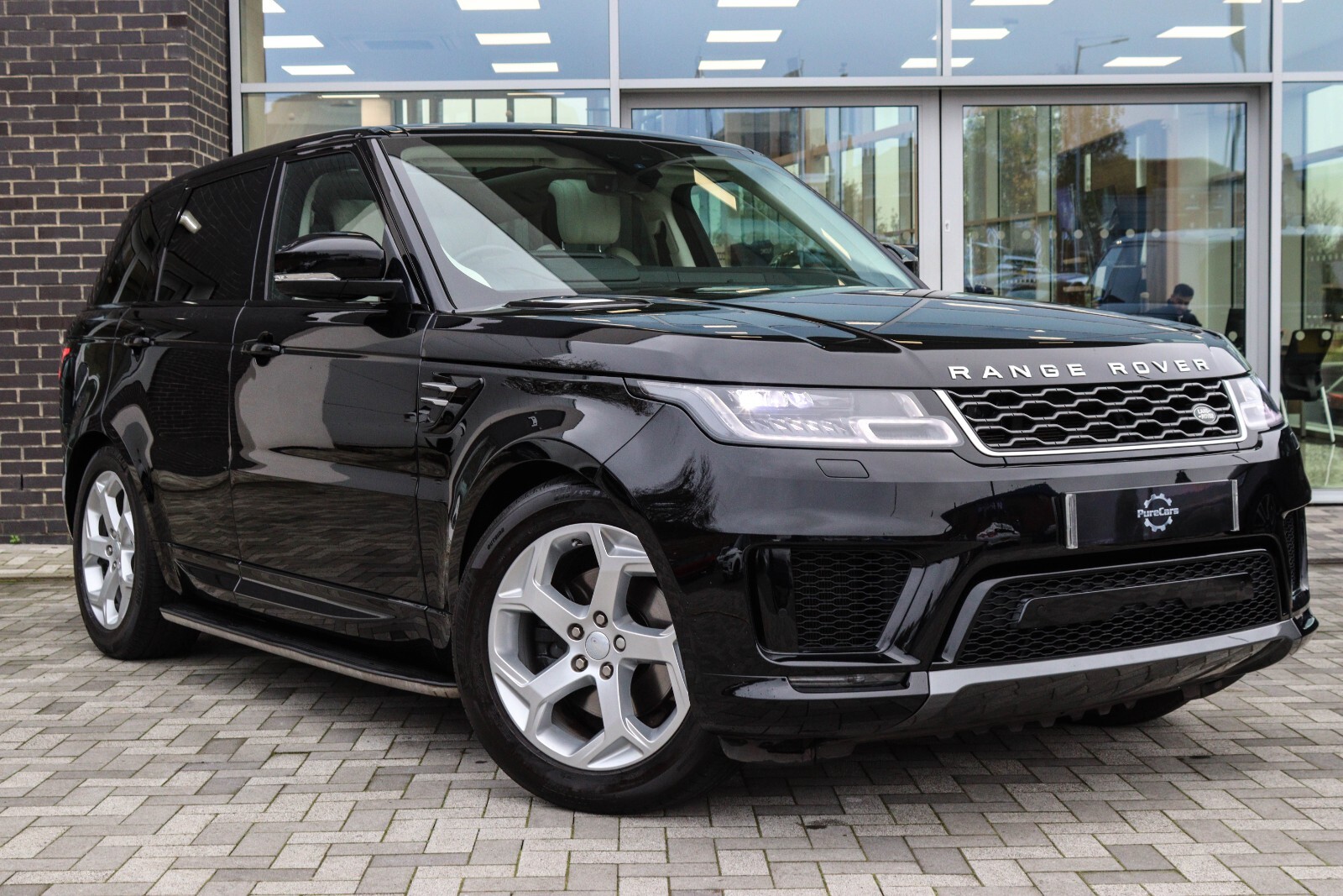 Main listing image - Land Rover Range Rover Sport