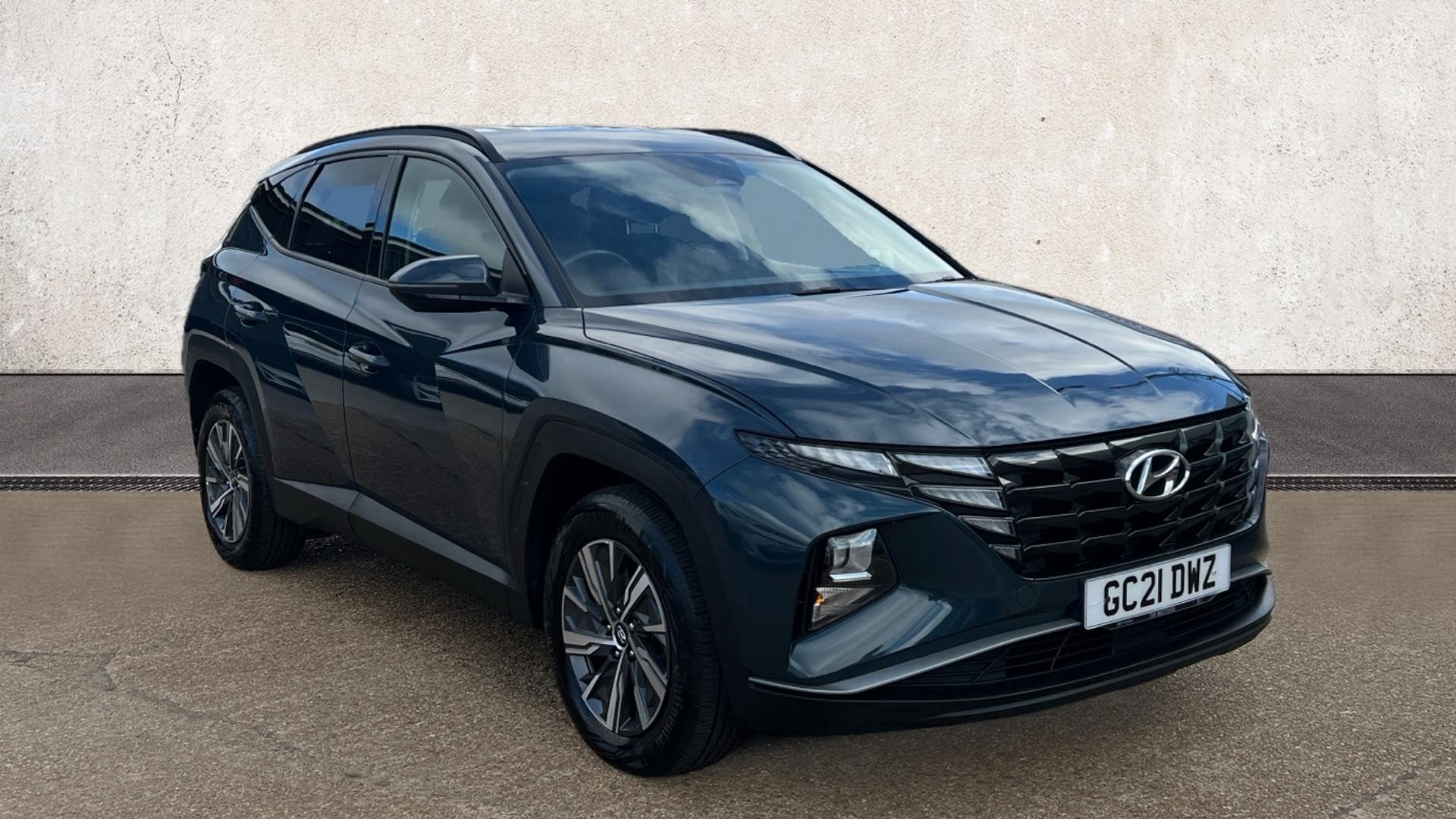 Main listing image - Hyundai Tucson