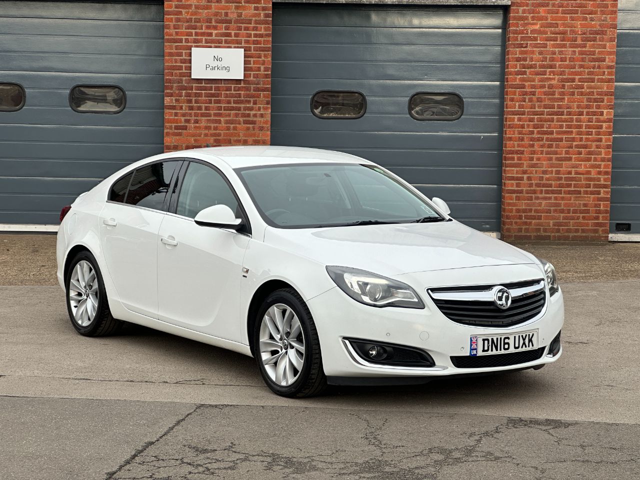 Main listing image - Vauxhall Insignia