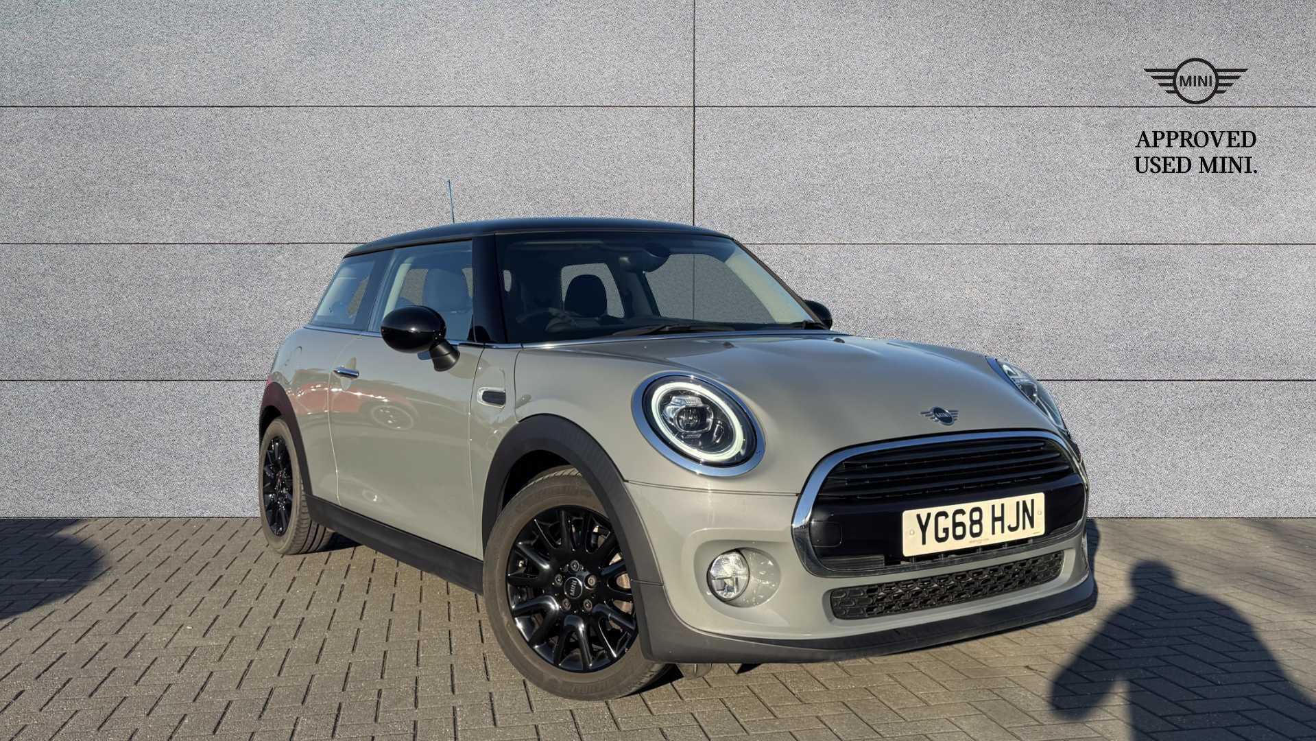 Main listing image - MINI Hatchback