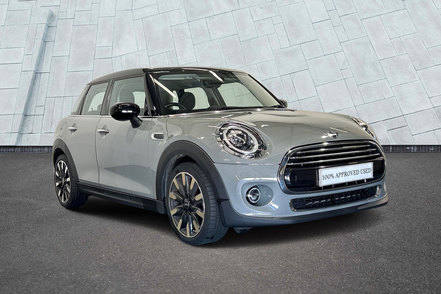 Main listing image - MINI Hatchback 5dr