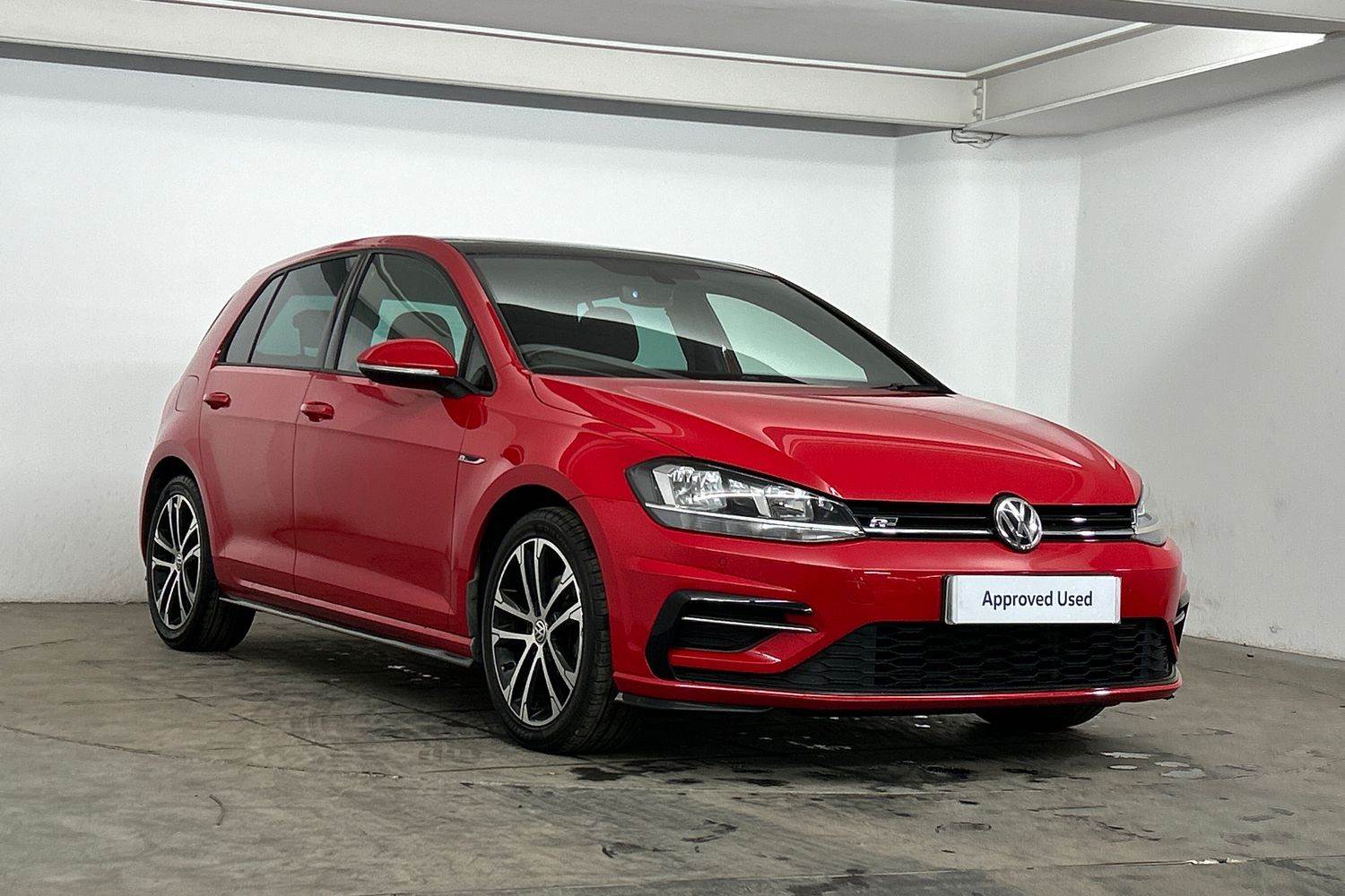Main listing image - Volkswagen Golf