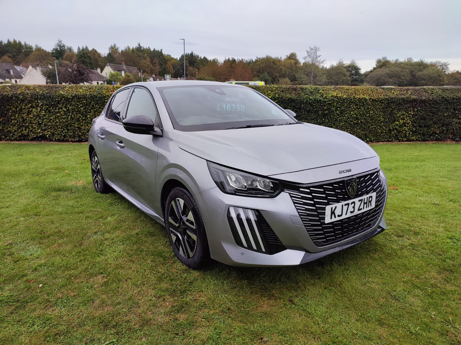 Main listing image - Peugeot 208