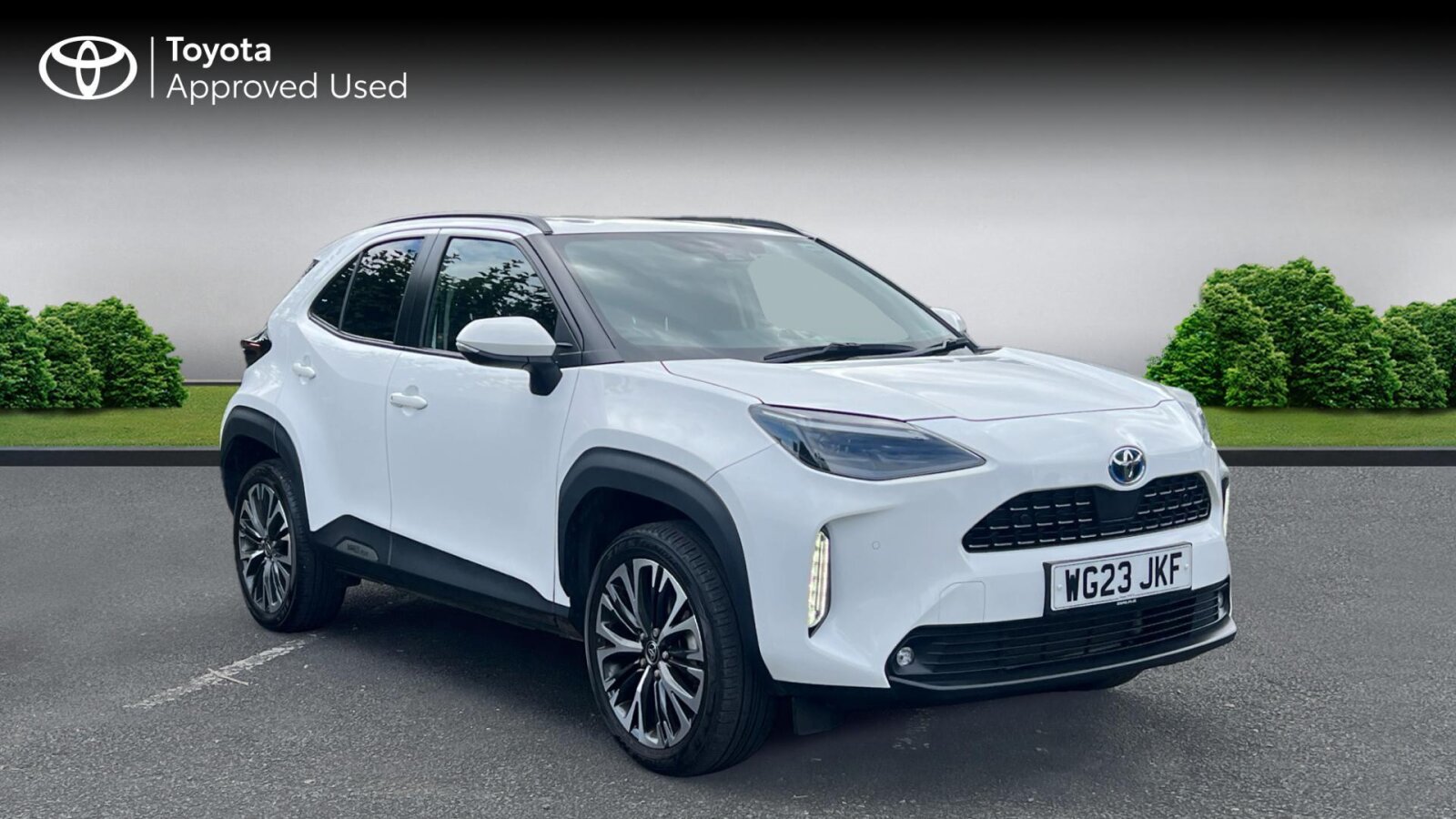 Main listing image - Toyota Yaris Cross