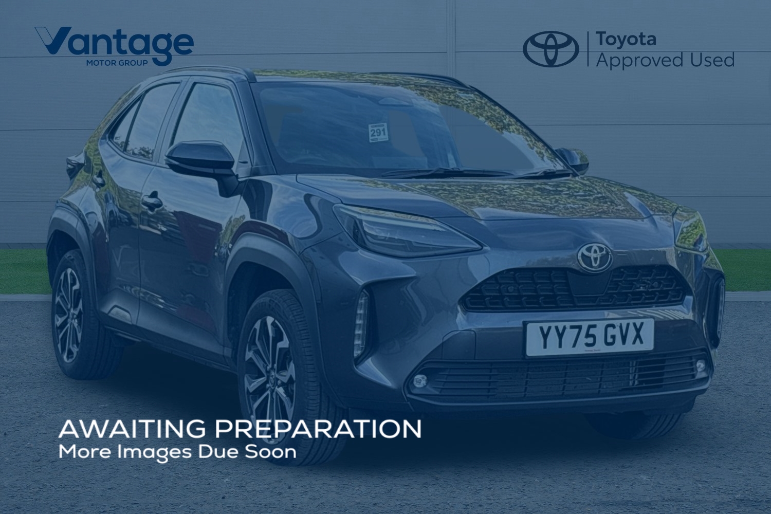 Main listing image - Toyota Yaris Cross