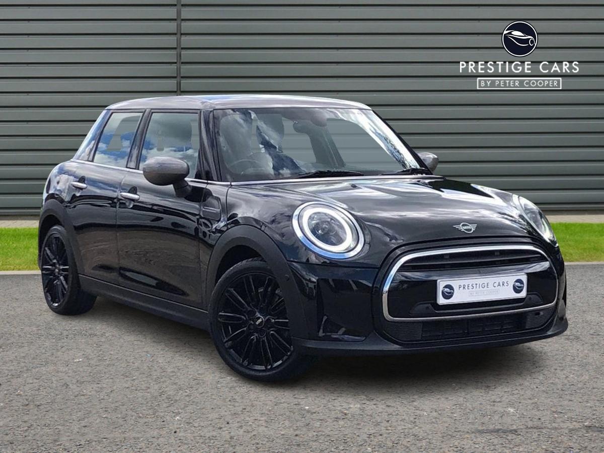 Main listing image - MINI Hatchback 5dr