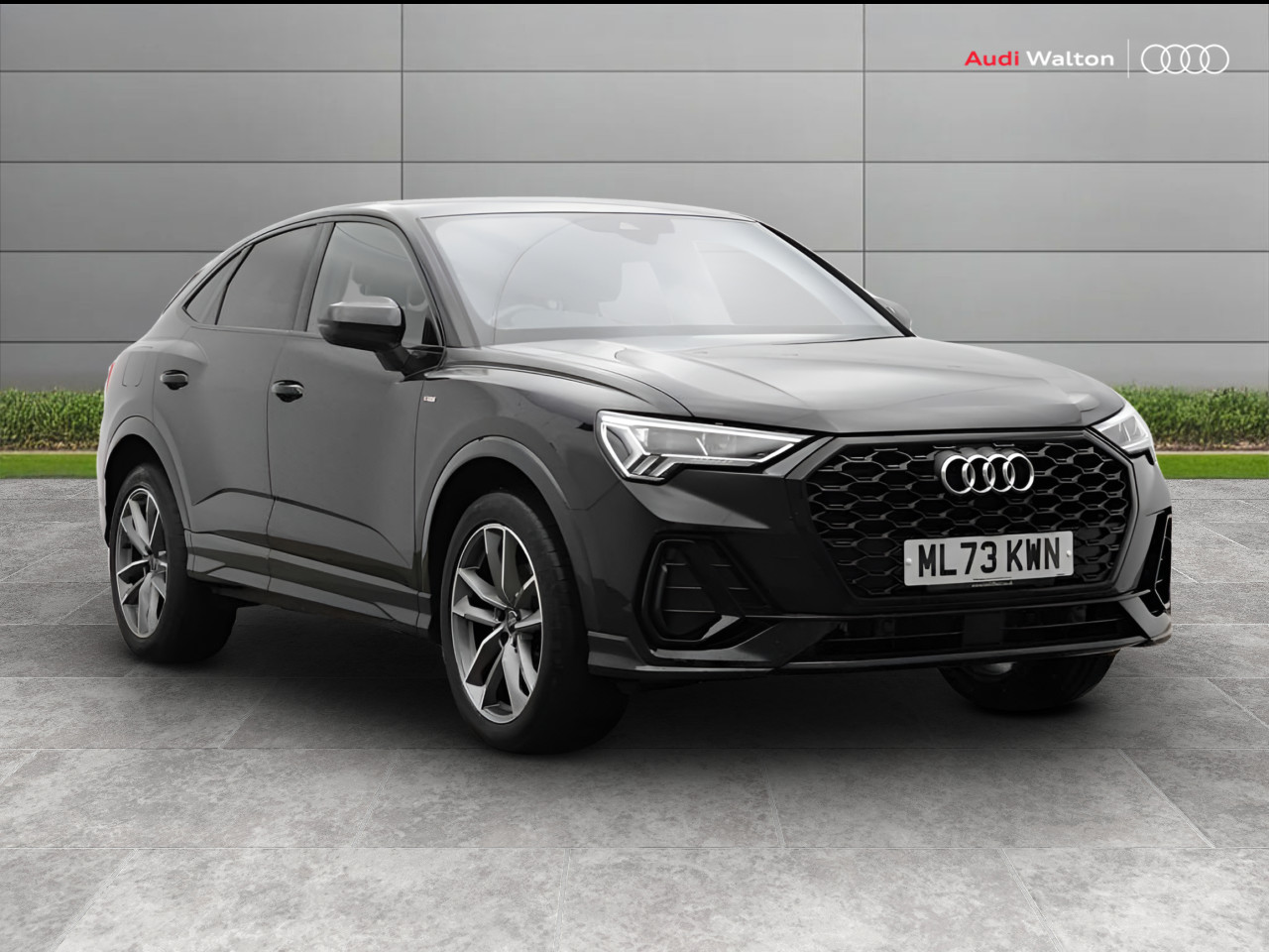 Main listing image - Audi Q3