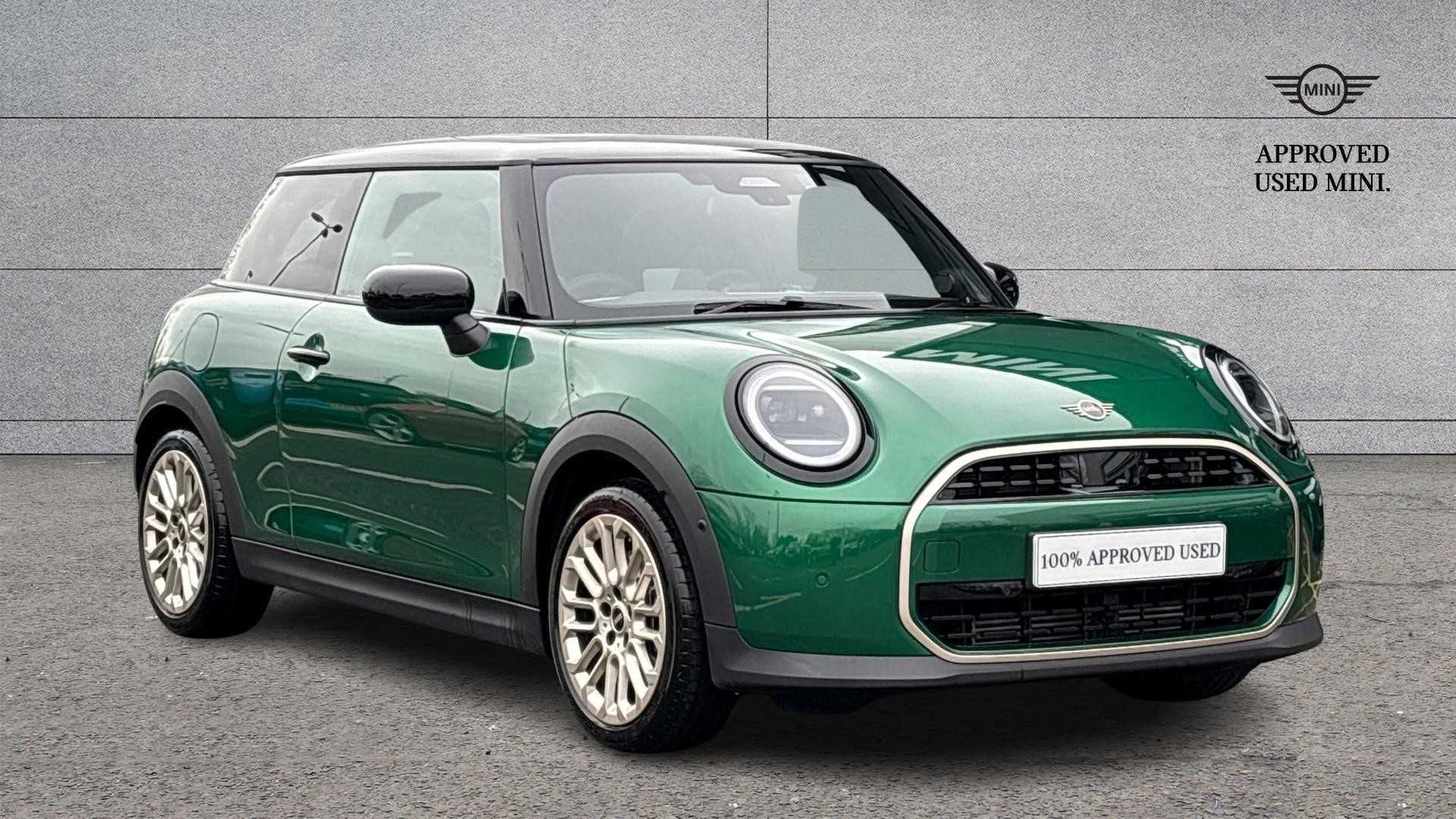 Main listing image - MINI Hatchback