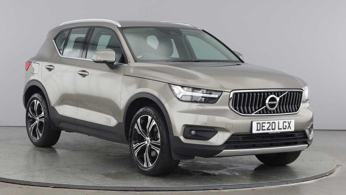 Main listing image - Volvo XC40