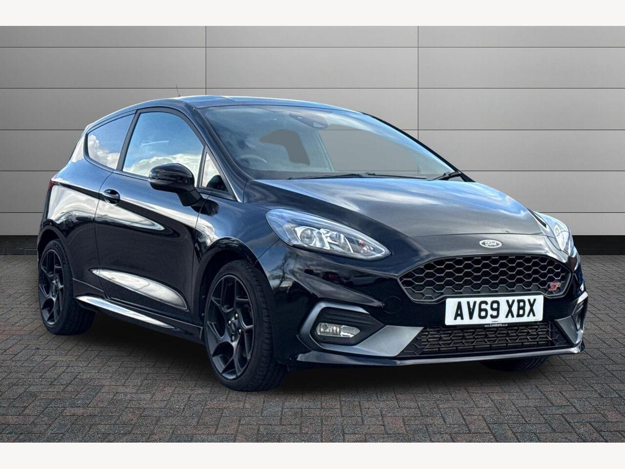 Main listing image - Ford Fiesta ST