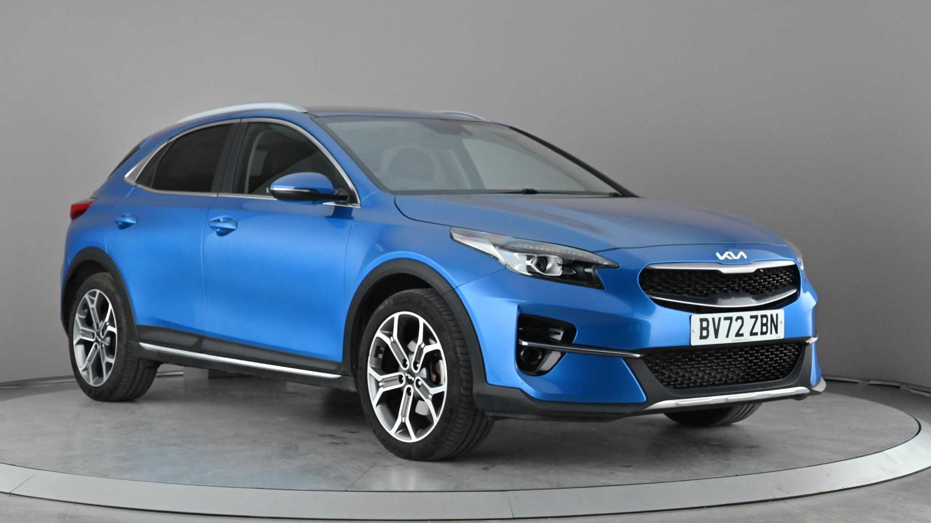 Main listing image - Kia XCeed