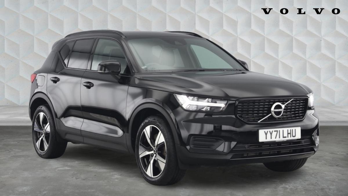 Main listing image - Volvo XC40 Recharge