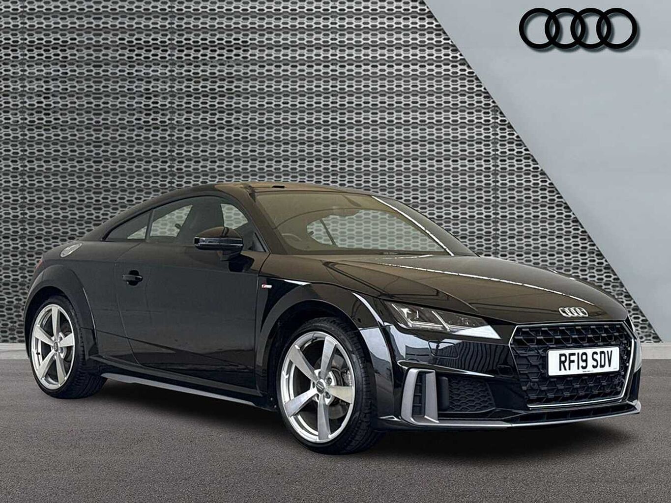 Main listing image - Audi TT