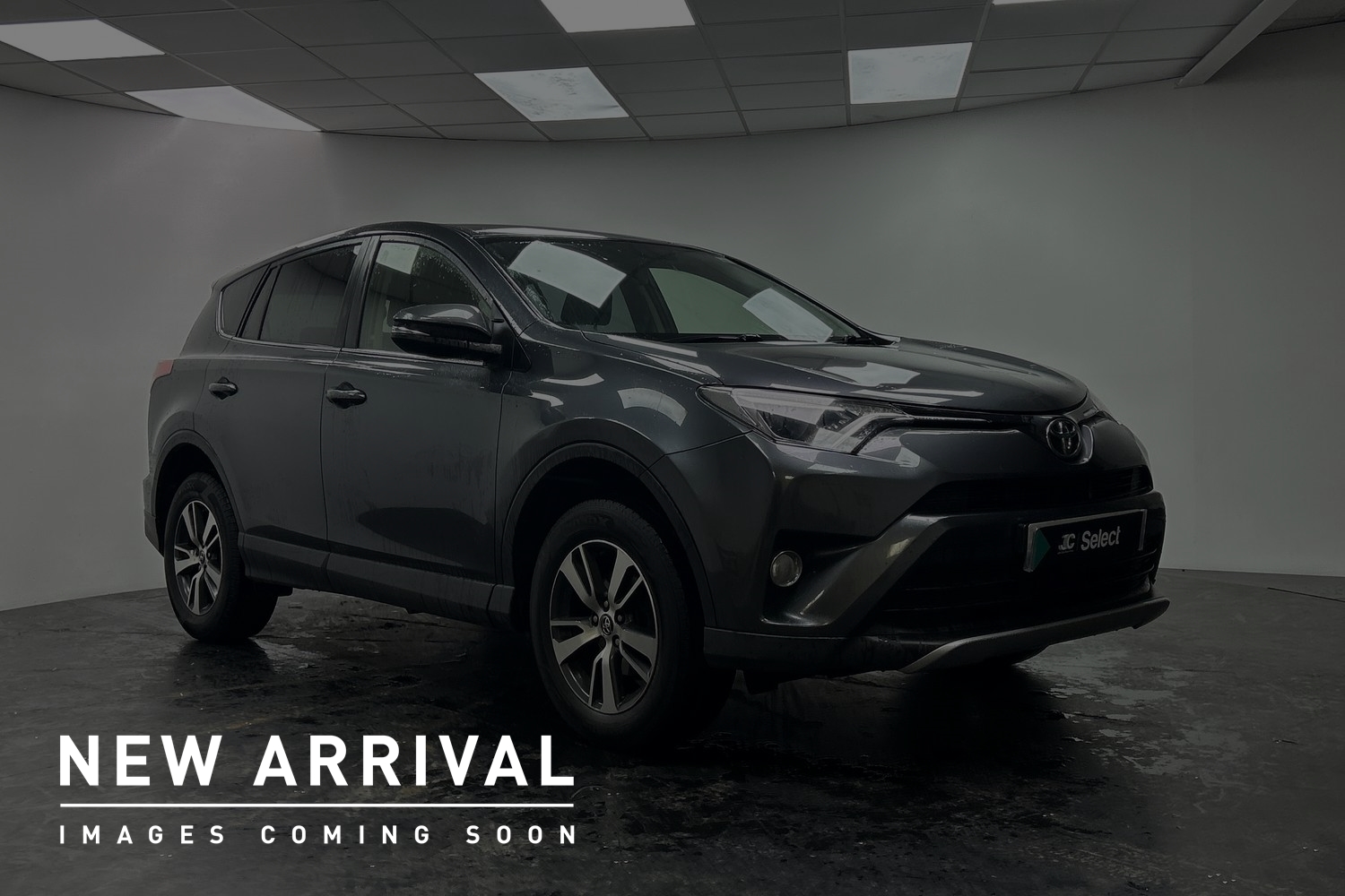 Main listing image - Toyota RAV4