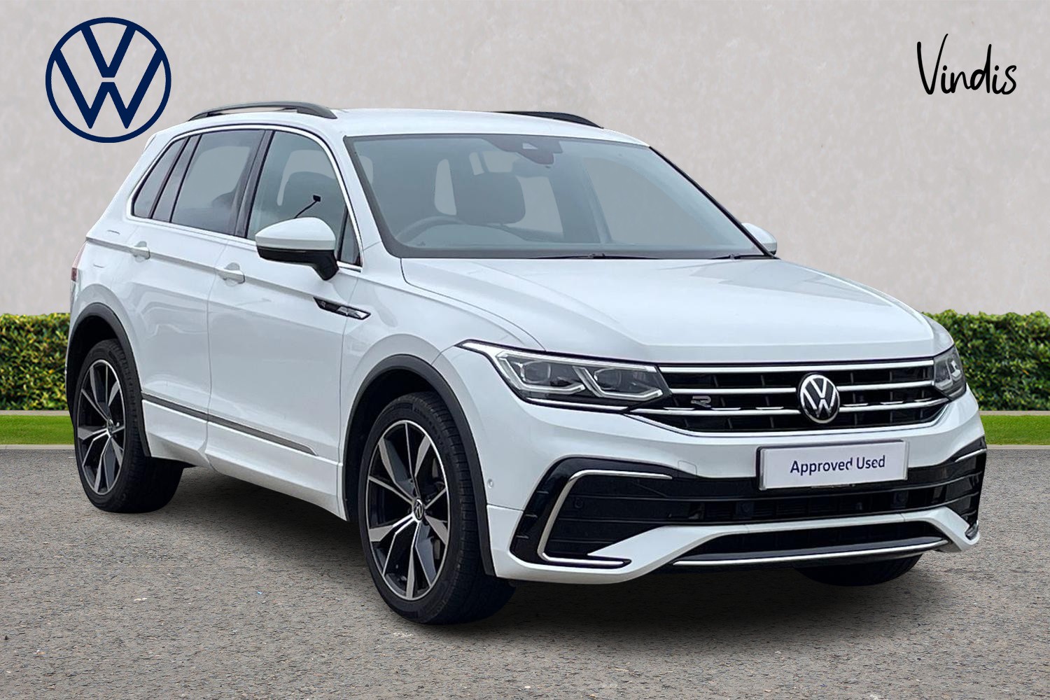 Main listing image - Volkswagen Tiguan