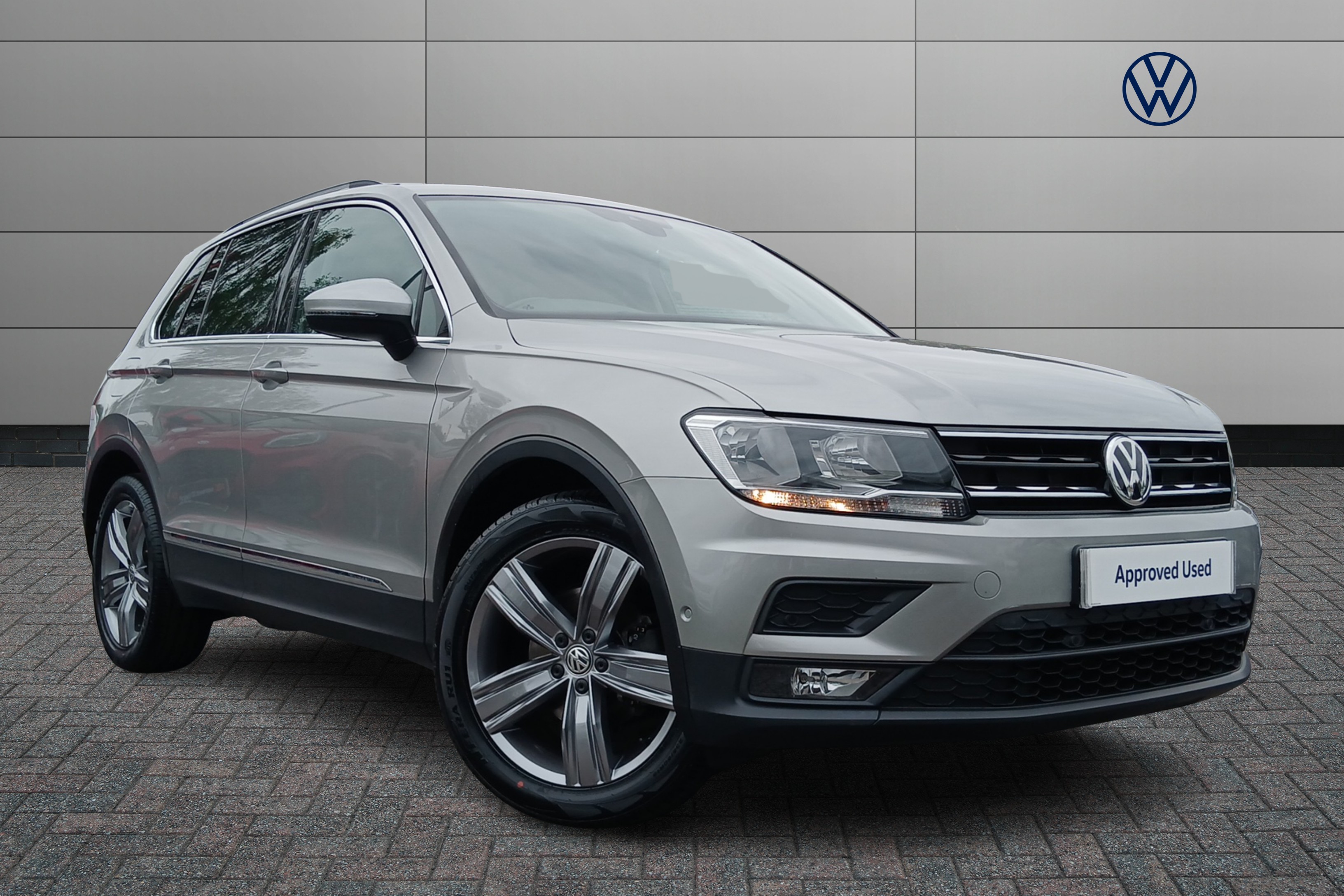 Main listing image - Volkswagen Tiguan