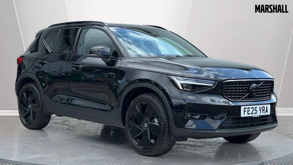 Main listing image - Volvo XC40