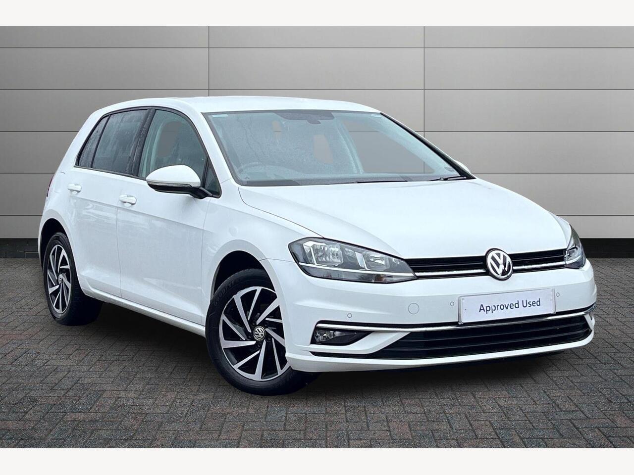 Main listing image - Volkswagen Golf