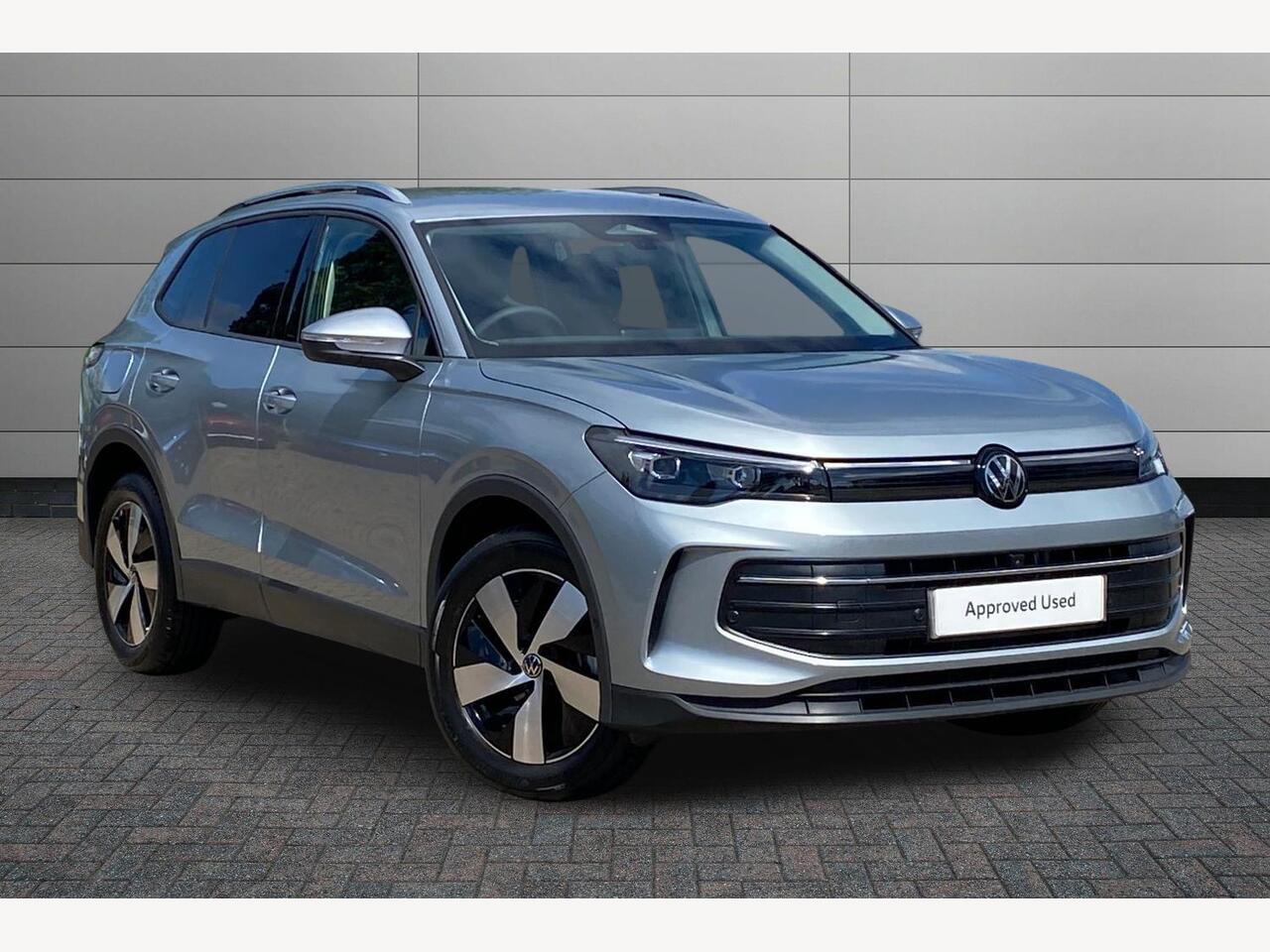 Main listing image - Volkswagen Tiguan