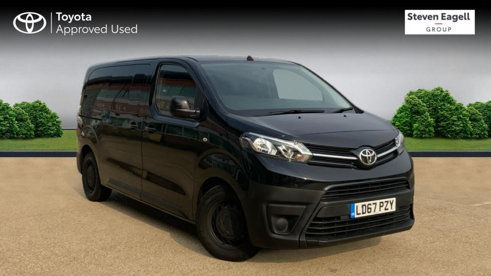 Main listing image - Toyota Proace Verso