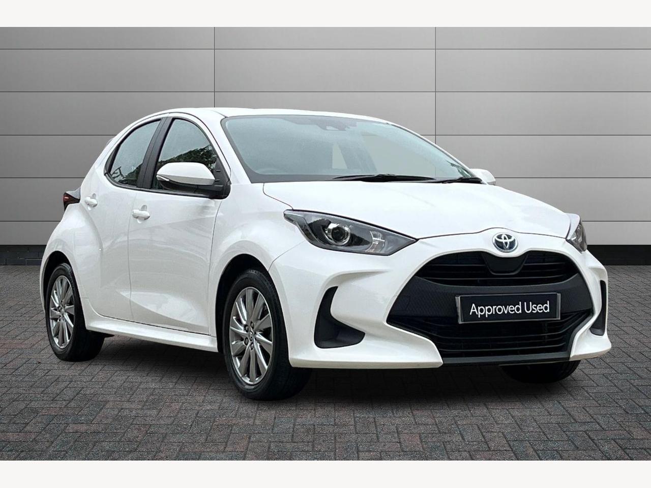 Main listing image - Toyota Yaris