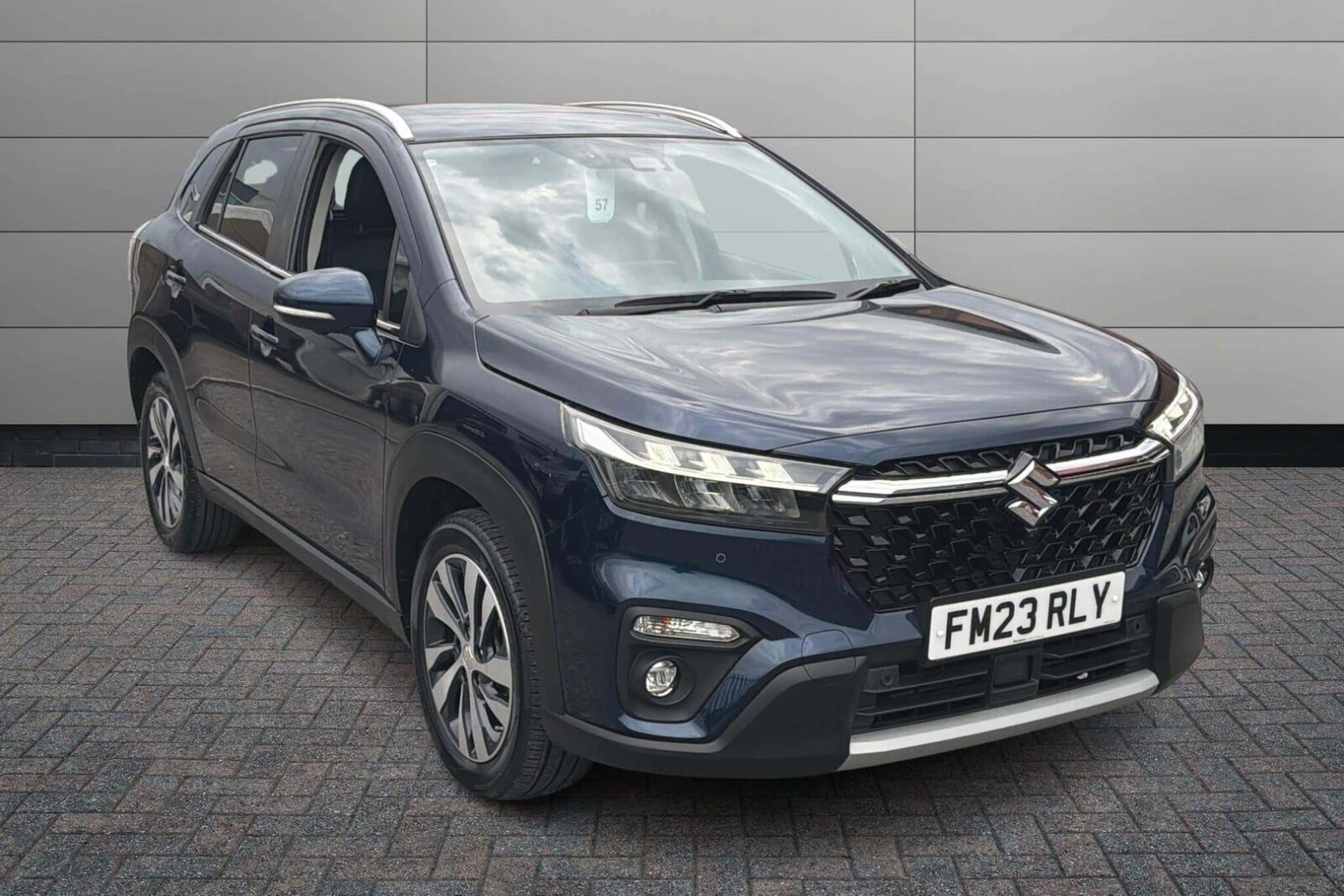 Main listing image - Suzuki S-Cross