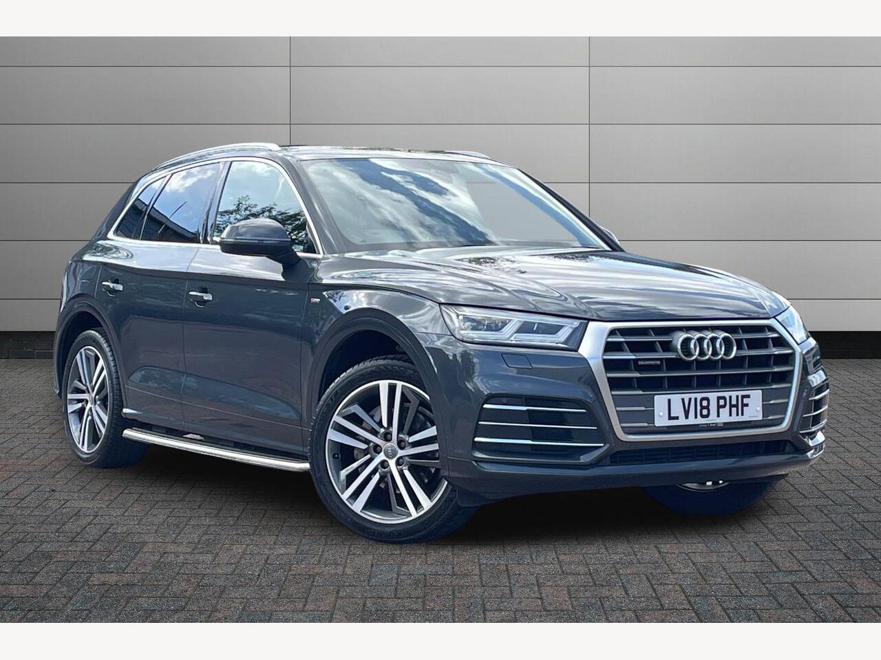 Main listing image - Audi Q5