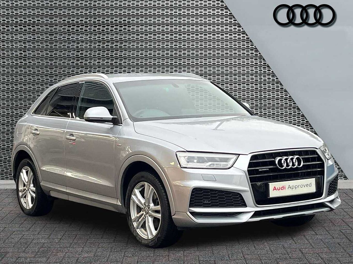 Main listing image - Audi Q3