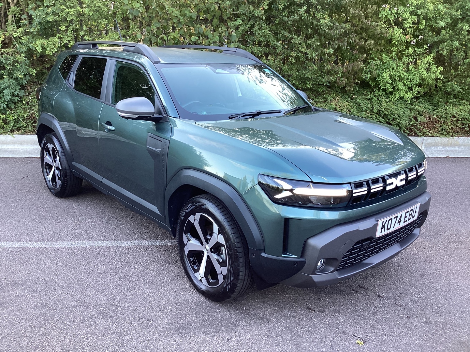 Main listing image - Dacia Duster