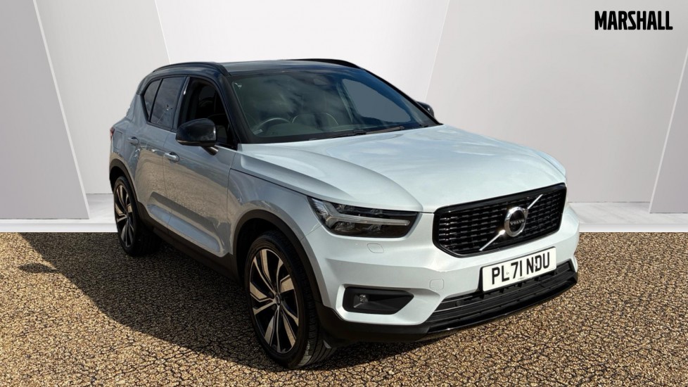 Main listing image - Volvo XC40 Recharge