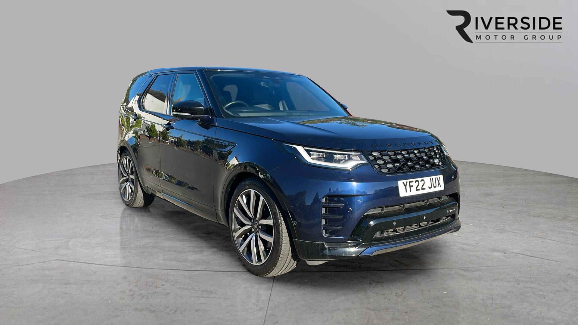 Main listing image - Land Rover Discovery
