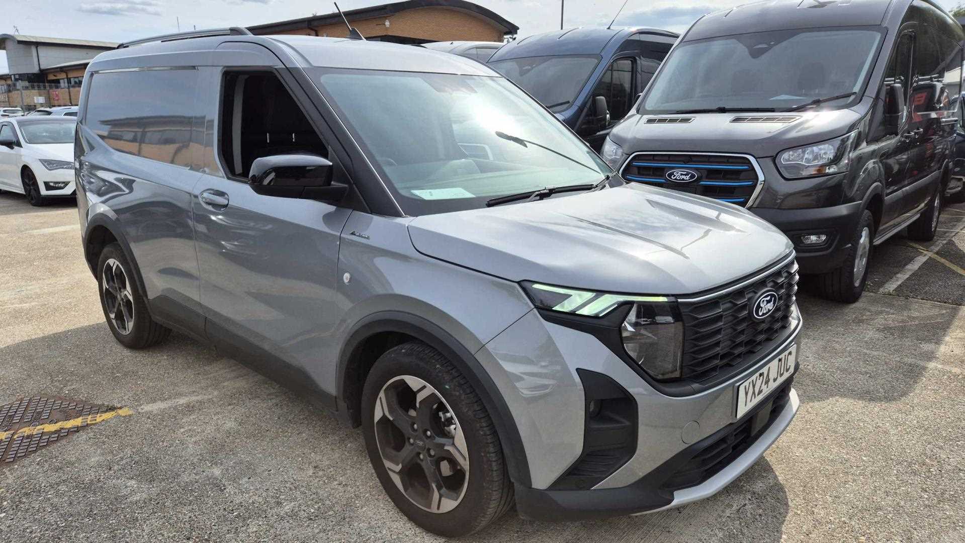 Main listing image - Ford Transit Courier