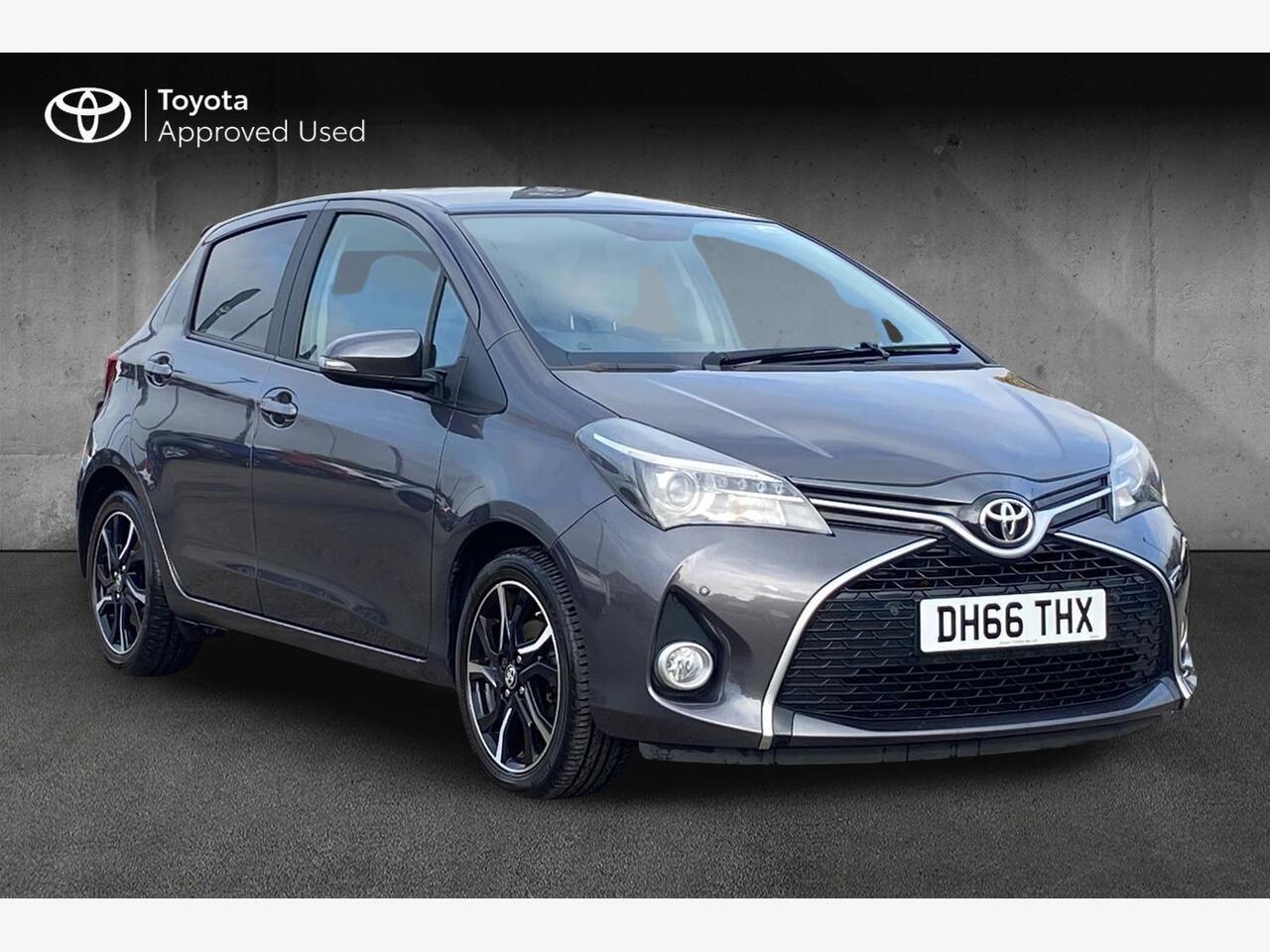 Main listing image - Toyota Yaris