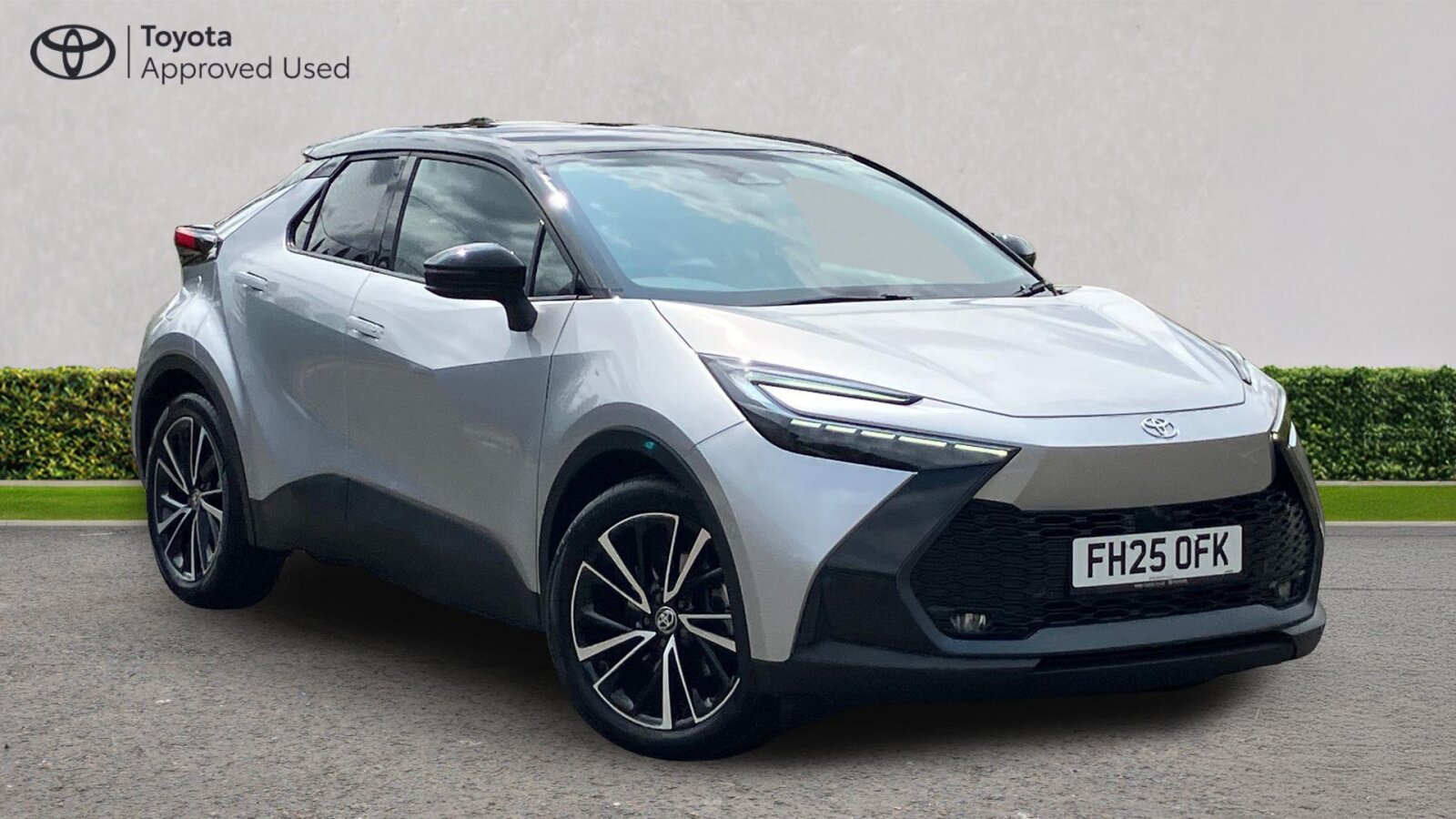Main listing image - Toyota C-HR