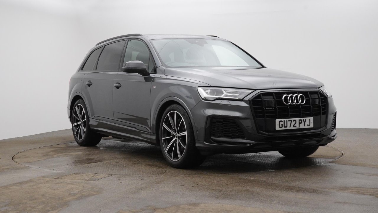 Main listing image - Audi Q7