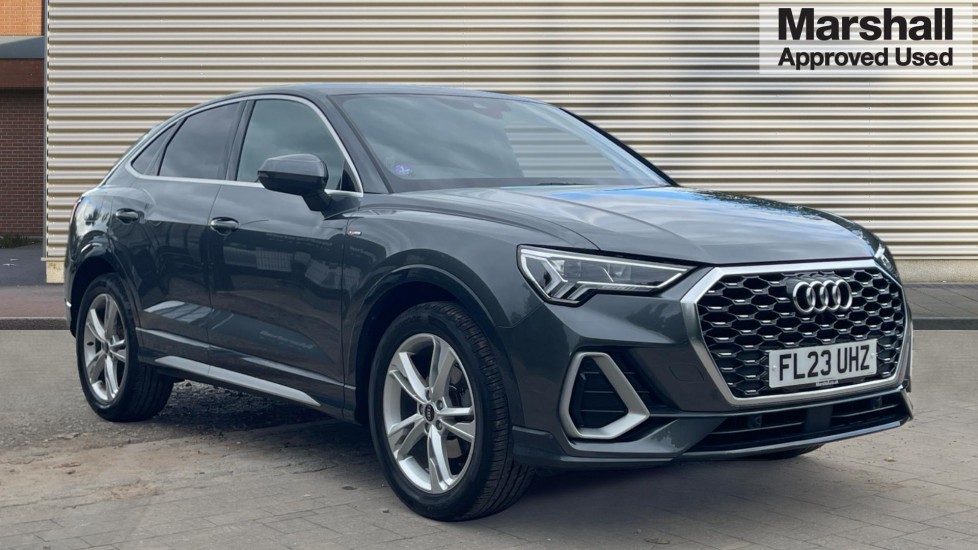 Main listing image - Audi Q3